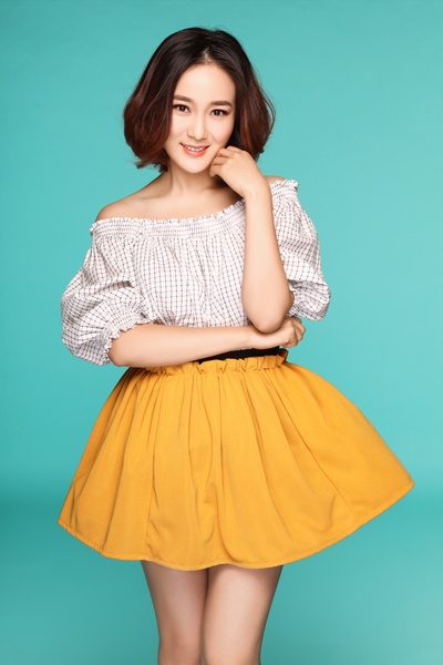 龙梅子的写真-龙梅子