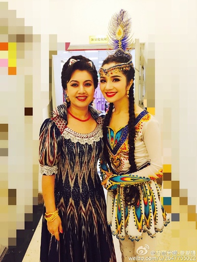 迪丽娜尔·阿布都拉的写真