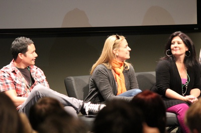 苏珊·爱森伯格的写真-Johnny Yong Bosch, ...