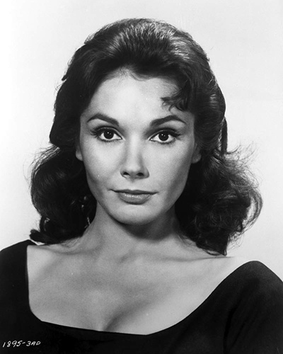 费利西亚·法尔的写真