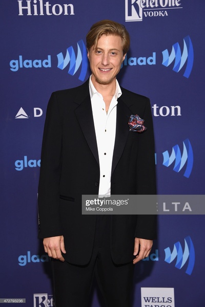 斯科特·特纳·菲尔德的写真