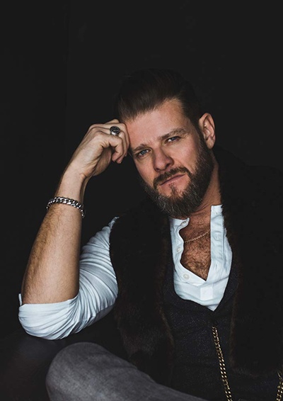 伊万·卡马拉斯的写真-匈牙利帅锅