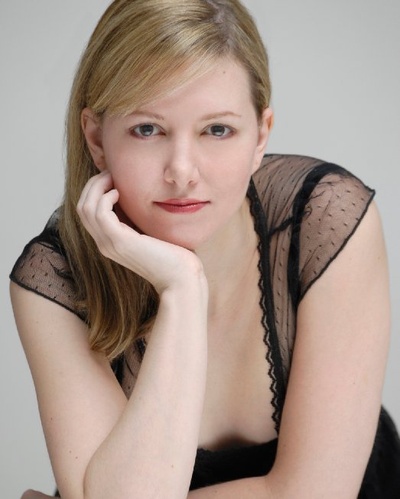 娜塔莉·霍尔特曼的写真