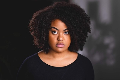 泰勒·拉芙的写真