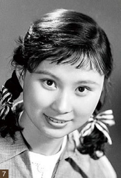 陆小雅的写真-http://blog.sina.com.c...