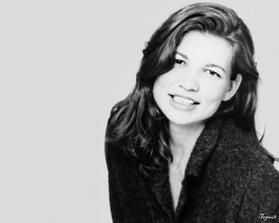 奥黛·英格兰的写真