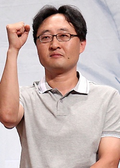 黄仁赫的写真-https://mydramalist.inf...