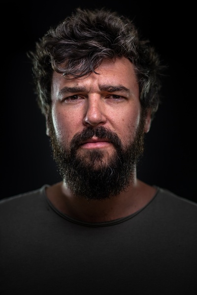 达米安·纽诺的写真