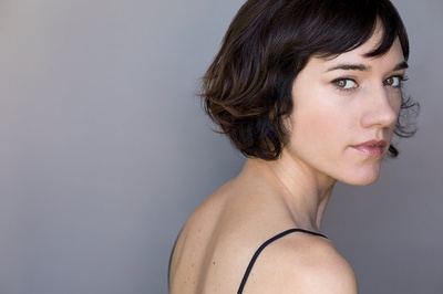 海伦·萨德勒的写真