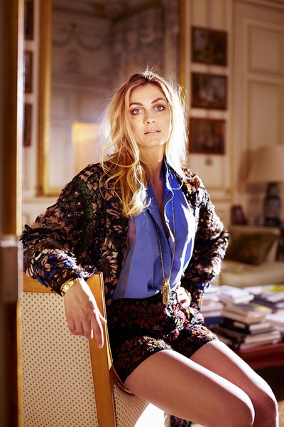 劳瑞·德·克莱蒙特-托奈尔的写真