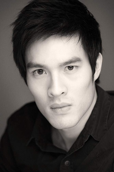 德斯蒙德·契姆的写真