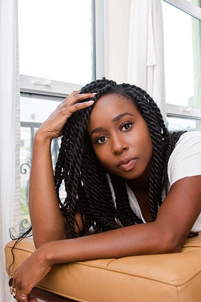 莎莎·康普的写真