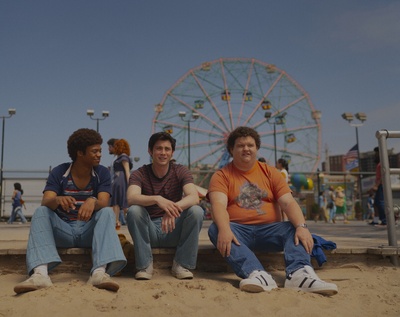 凯勒布·埃默里的写真