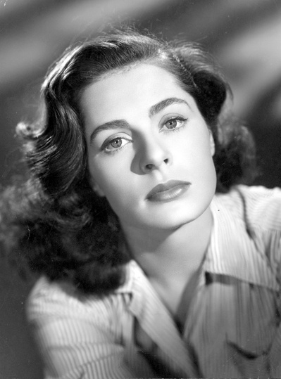 韦薇卡·琳德佛斯的写真