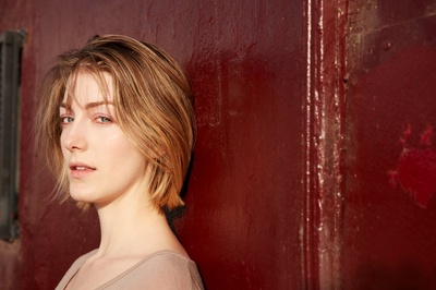 劳拉·西的写真