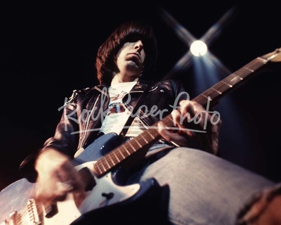 约翰尼·雷蒙的写真