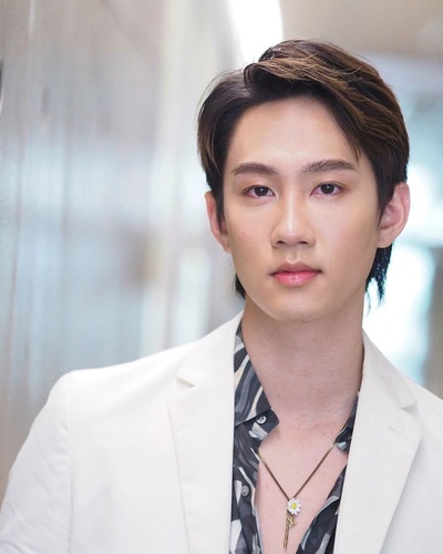 忖拉透·倥音涌的写真