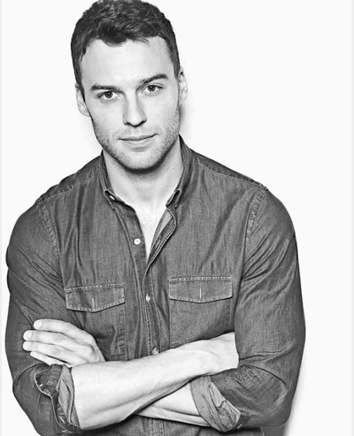 彼得·穆尼的写真-Photo by Shaun Bens...