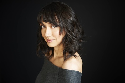 艾丽莎·莫勒切里的写真