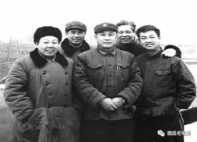 张连伏的写真-张连伏（中）、王孝忠...