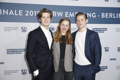 卢娜·韦德勒的写真