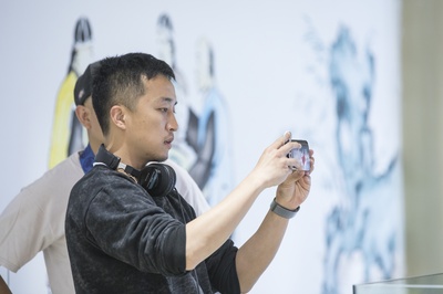 王之的写真-王之导演工作照