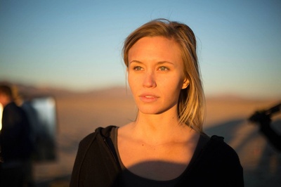 阿奎拉·佐尔的写真