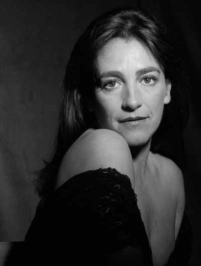 卡门·毛拉的写真