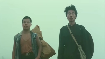 徐国庆的写真-《孩子王》老黑（左）