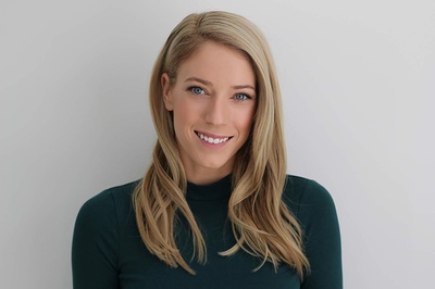 爱丽丝·兰斯伯里的写真