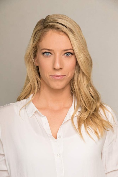 爱丽丝·兰斯伯里的写真