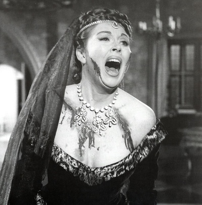 哈泽尔·考特的写真