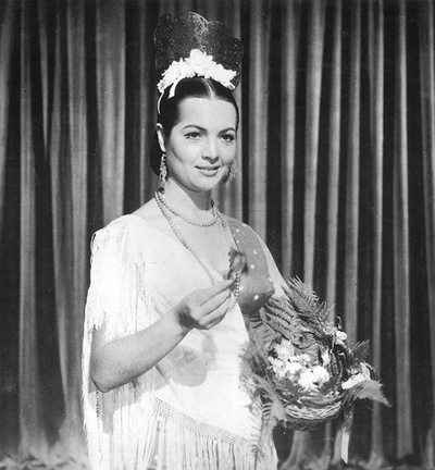 萨拉·蒙铁儿的写真