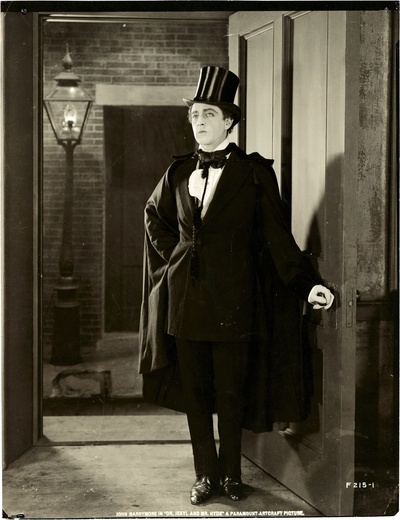 约翰·巴里摩尔的写真