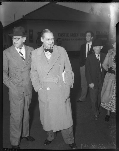 约翰·巴里摩尔的写真-Actors John and Lion...