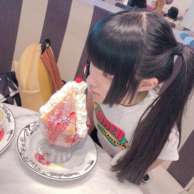 青井草莓的写真