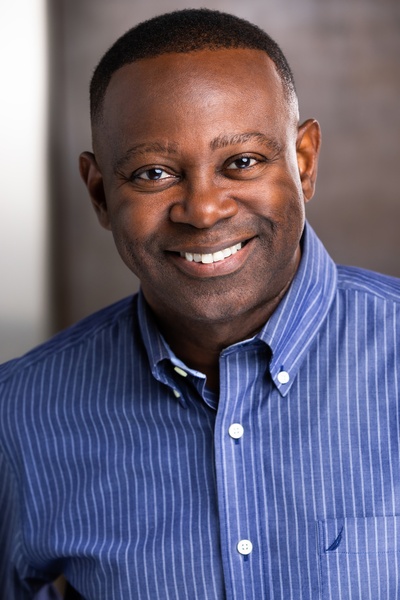 迈克尔·伯吉斯的写真