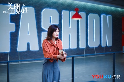 简莉纹的写真-《美丽见习生》简莉纹...