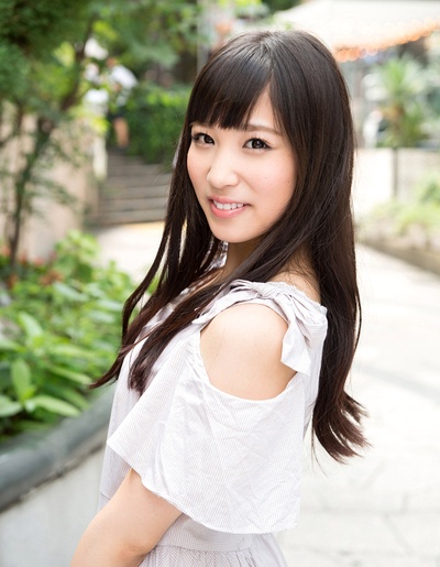 荣川乃亚的写真