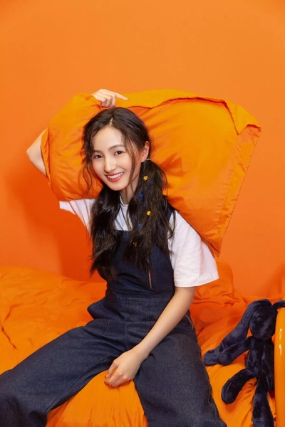 牛欣欣的写真-牛欣欣写真