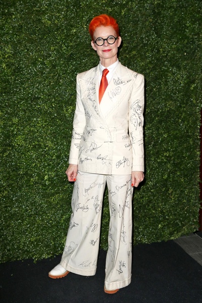 桑迪·鲍威尔的写真