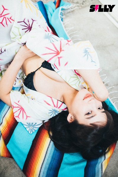 冈田纱里的写真