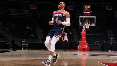 拉塞尔·威斯布鲁克的写真