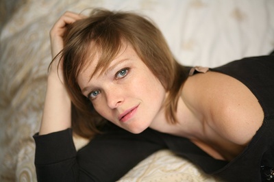 维多利亚·温格的写真