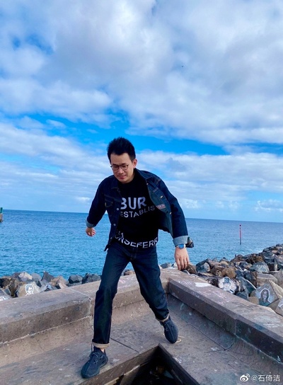 石倚洁的写真-201911 西班牙 Opera...