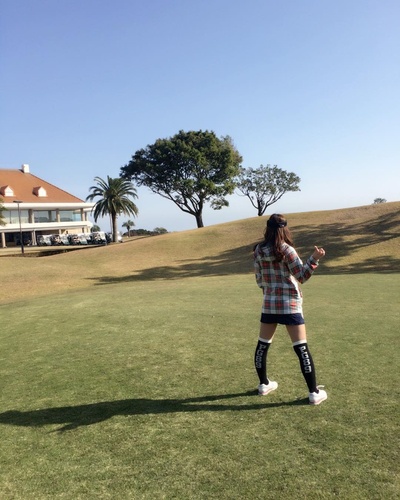 早川濑里奈的写真