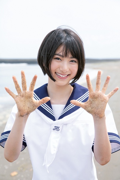 池间夏海的写真-「週刊少年サンデー」...