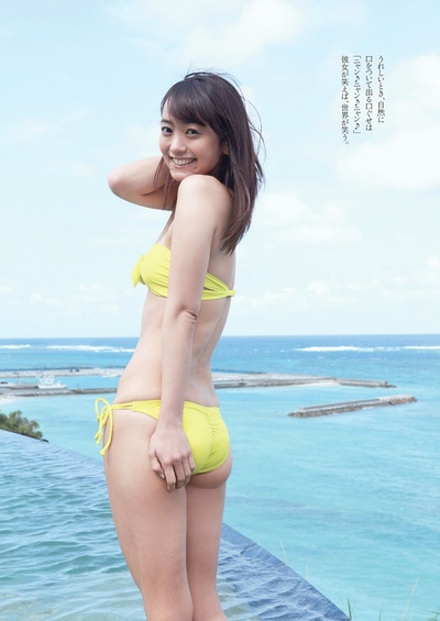 脊山麻理子的写真