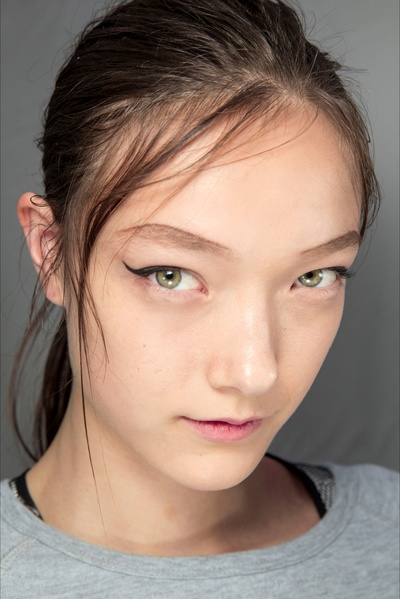 兰波由美的写真