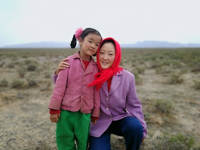 乌兰托雅·朵的写真-2018年6月在董玲导演...